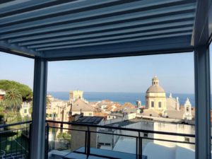 Pergola Opera di Pratic con frangisole - Finale Ligure (Savona)