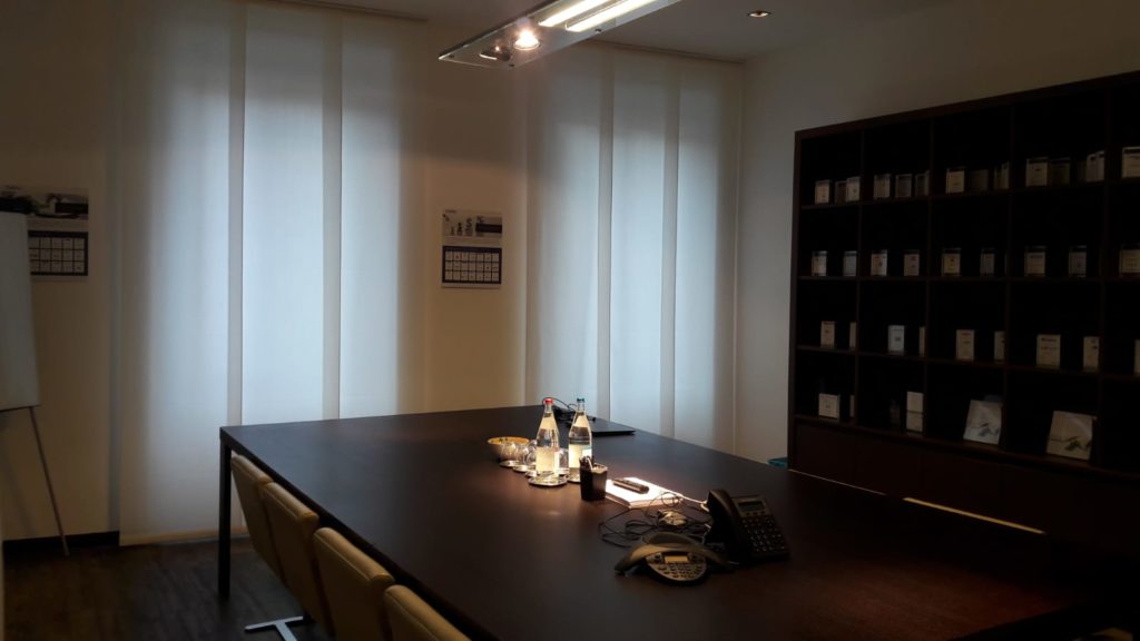 Tende a pannello ignifughe per ufficio a Milano - 1