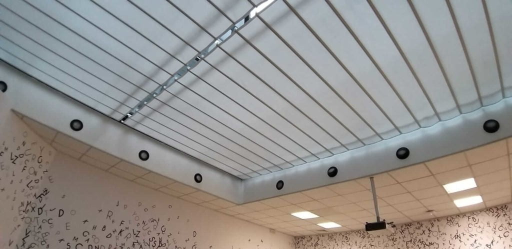 Tende motorizzate da interno 8 Tende motorizzate da interno per sala riunioni a Milano - 5