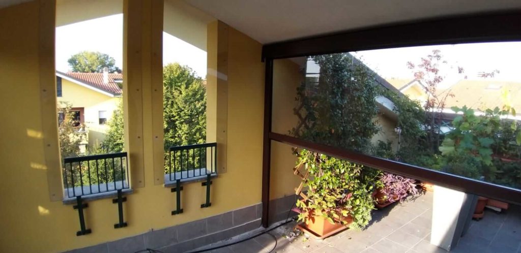 Chiusura veranda con pvc 3 Chiusura veranda con tende in pvc trasparente Palagina - 2