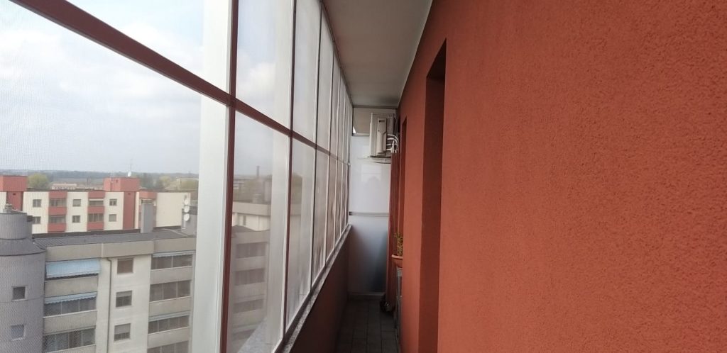 Zanzariere con rete in acciaio antigraffio