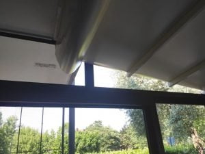 Pergola in alluminio Pratic con zanzariere e policarbonato a Buccinasco (Milano) - 4