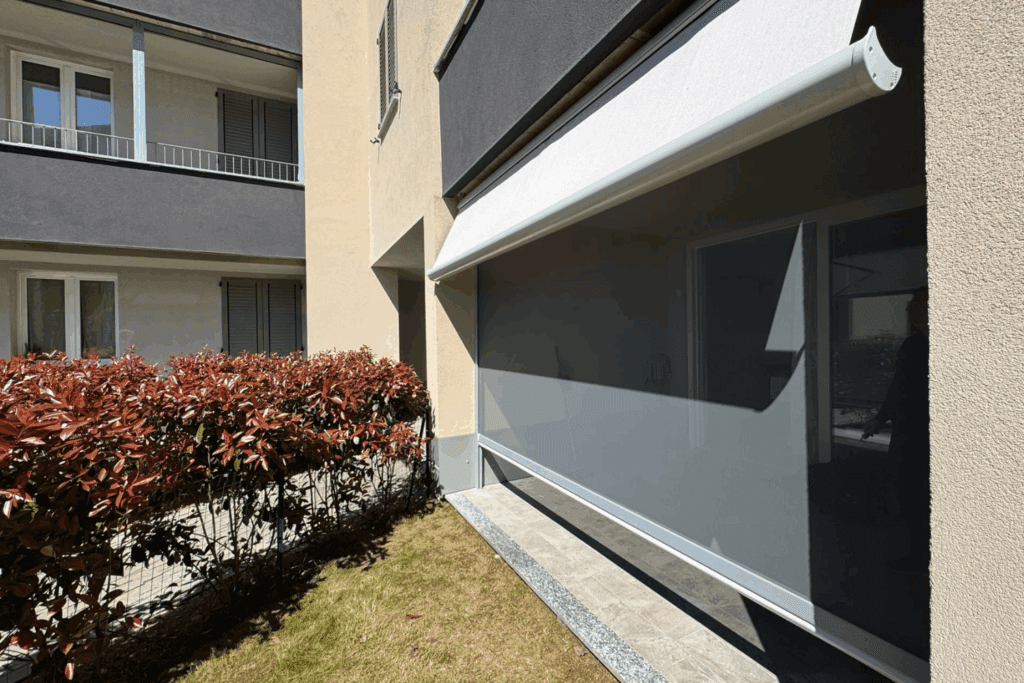 Zanzariera scorrevole a scomparsa